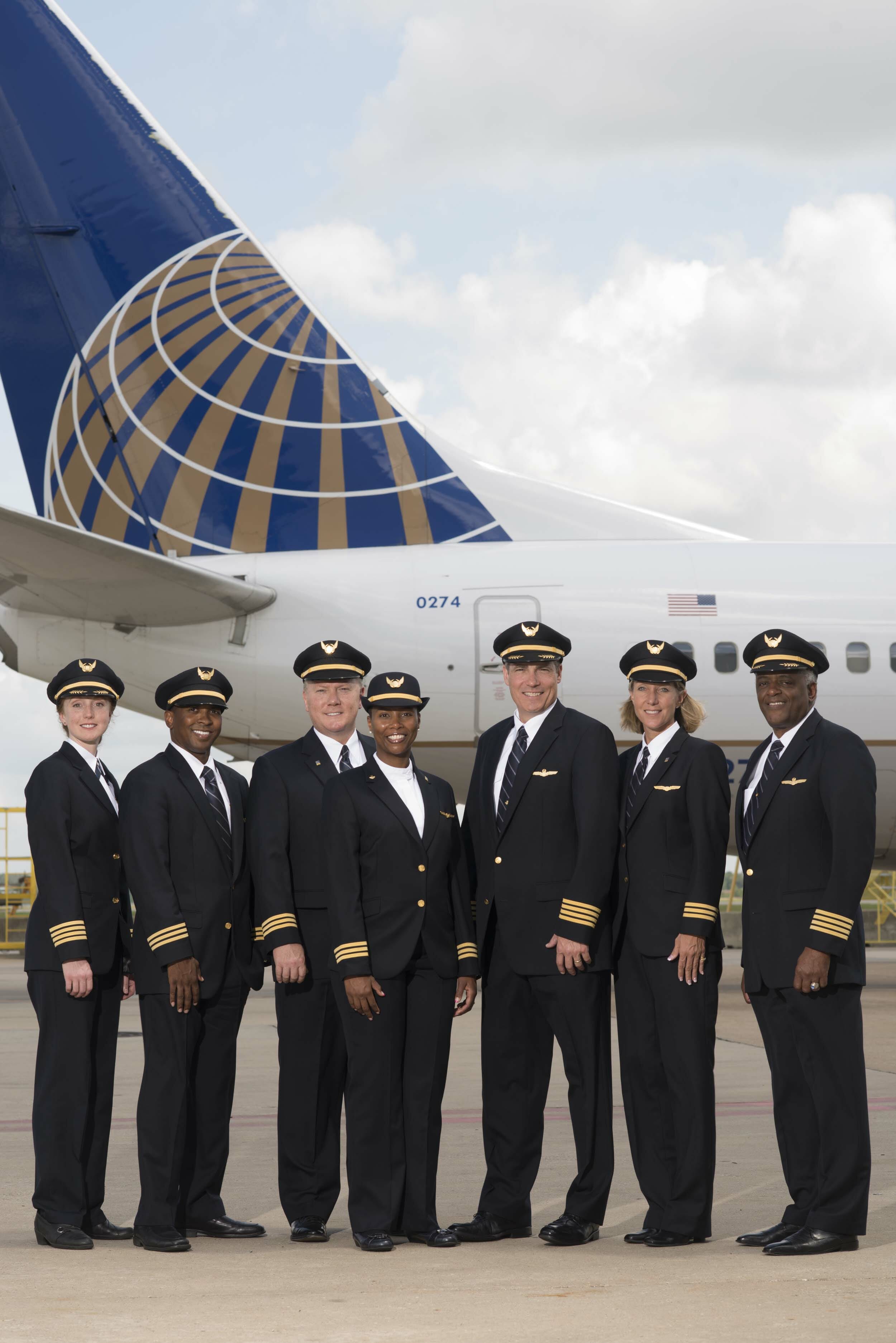 United Airlines MEC Approves Contract Extension - Aero Crew News