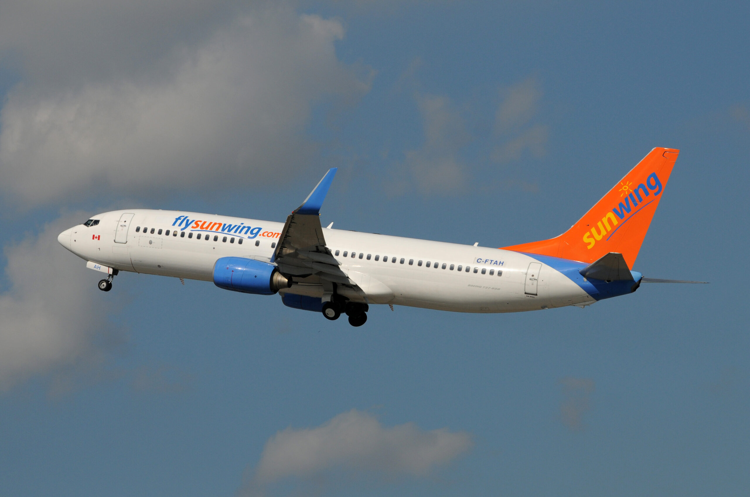 Sunwing Airlines - Aero Crew News