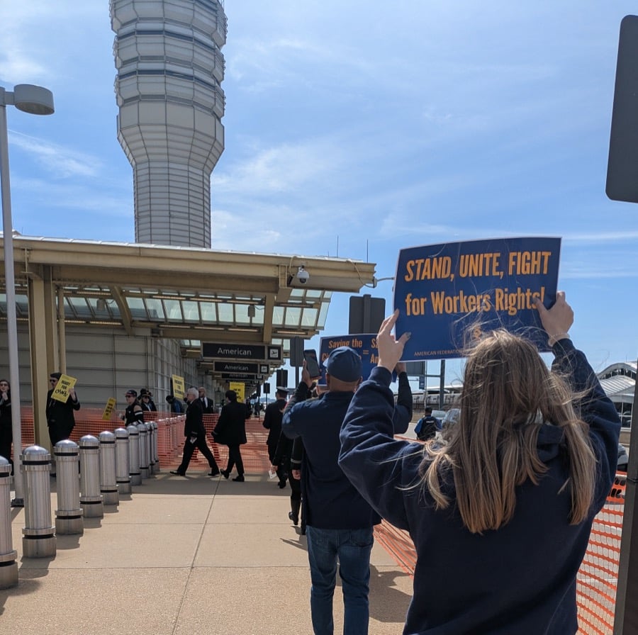 Photo from @https://aerocrewnews.com/feed/ on Blog on Aero Crew News at 5/23/25 at 8:36PM