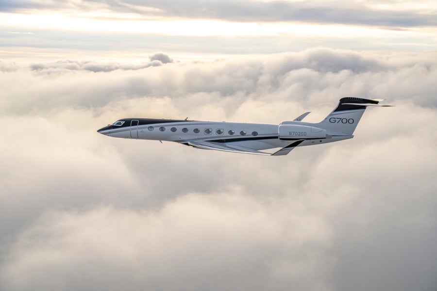 Photo from @https://aerocrewnews.com/feed/ on Blog on Aero Crew News at 6/5/25 at 7:56PM