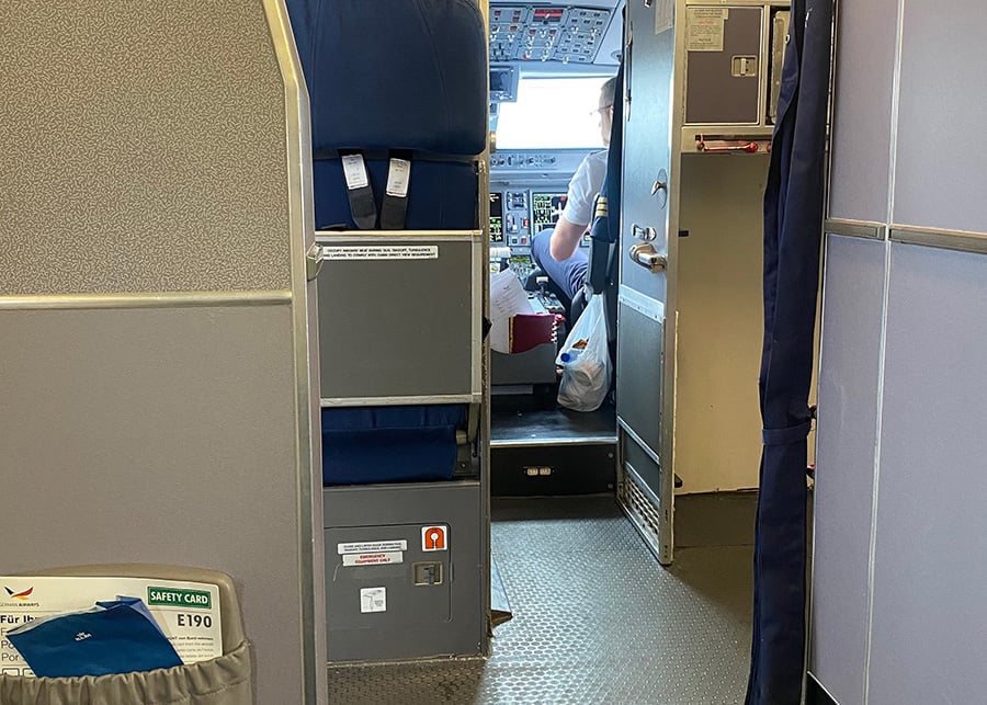 Photo from @https://aerocrewnews.com/feed/ on Blog on Aero Crew News at 6/6/25 at 1:50PM